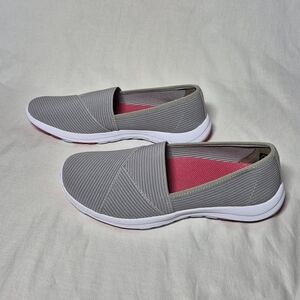 L.L. Bean Gray Back Cove Slip On Boat‎ Deck Shoes Womens Size 7.5